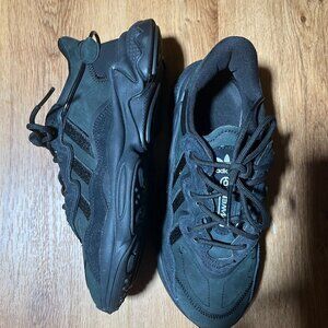 Adidas Ozweego, Gently used